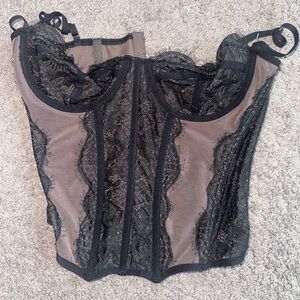 urban outfitters corset